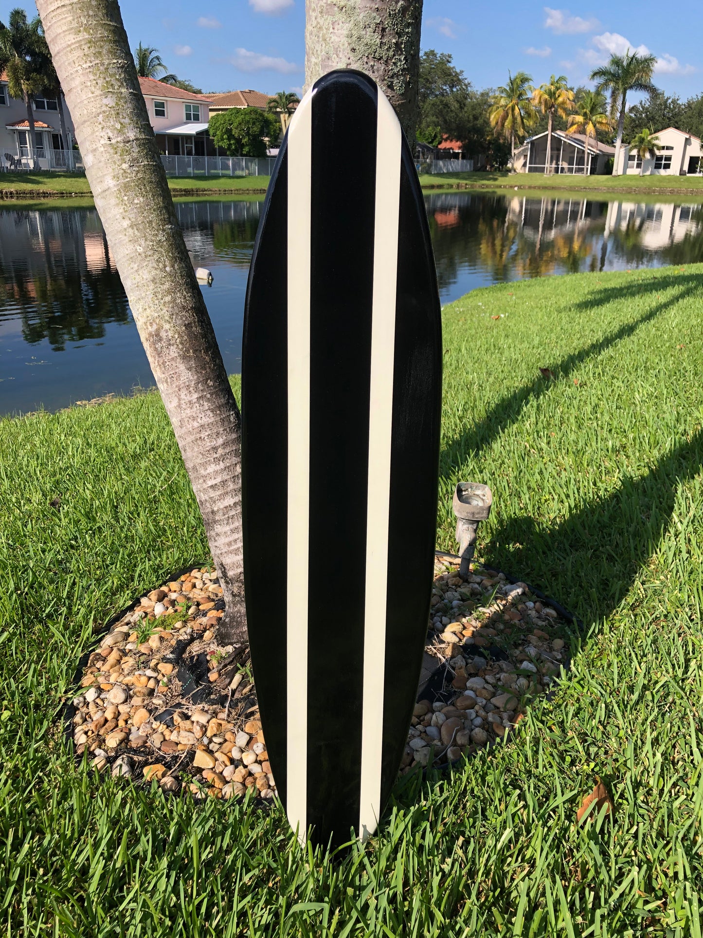 Sleek Black & White Twist Surfboard Wall Art and Decor | Customizable | Wood Surfboard Decor, Beach House Coastal Decoration, Surf Decor