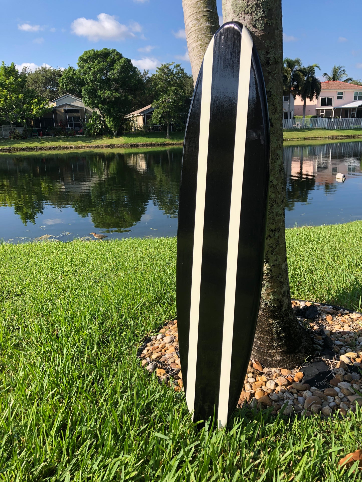 Sleek Black & White Twist Surfboard Wall Art and Decor | Customizable | Wood Surfboard Decor, Beach House Coastal Decoration, Surf Decor